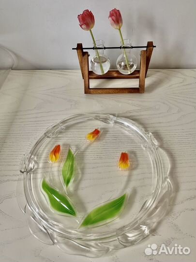 Тортница, разнос и ваза