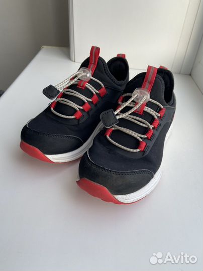 Кроссовки мембранные 31