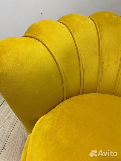 Дизайнерское кресло ракушка Pearl yellow желтый
