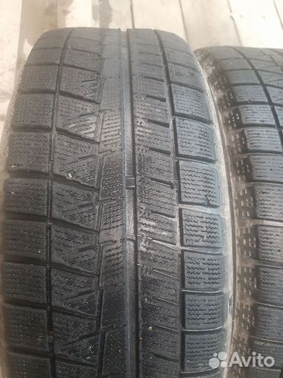 Bridgestone Blizzak Revo GZ 225/60 R16