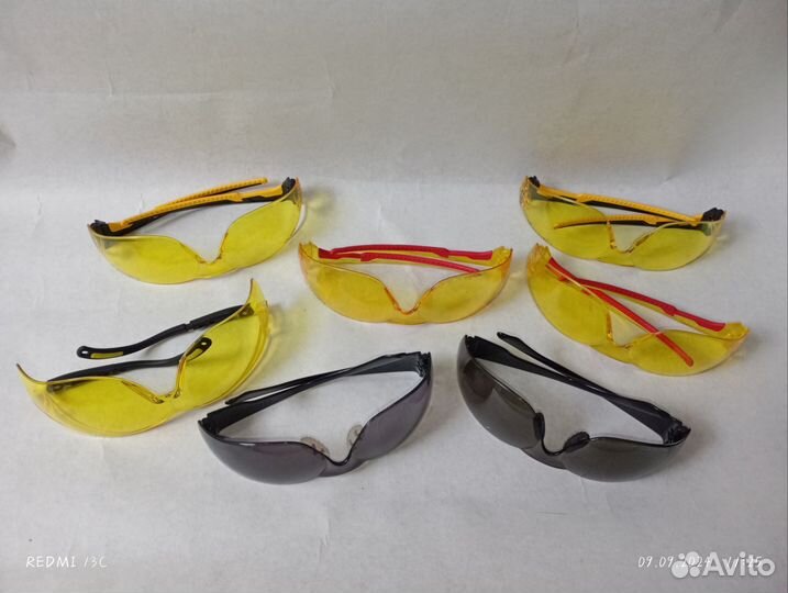 Солнцезащитные очки спортивные