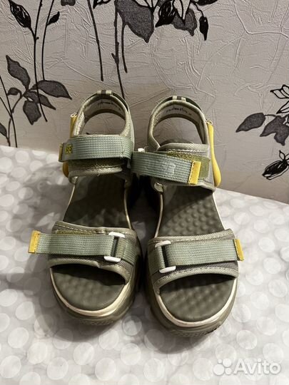 Босоножки для девочки