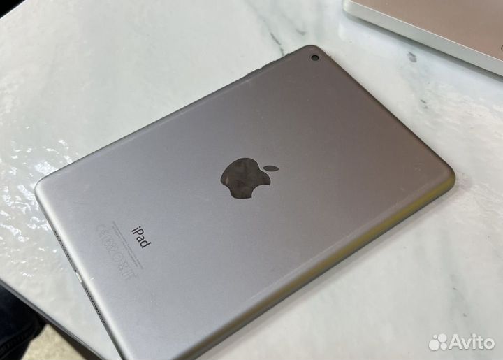 iPad mini wi-fi + cellular хорошее состояние