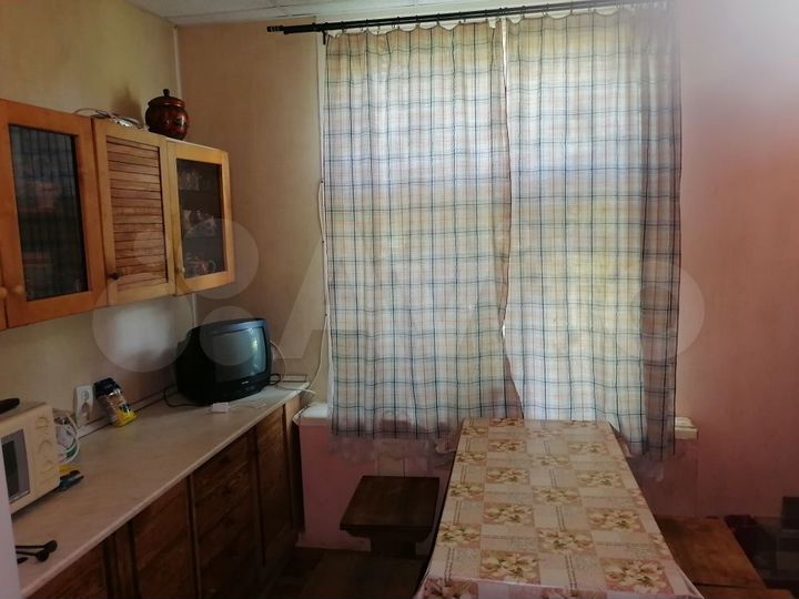 3-к. квартира, 65 м², 1/1 эт.