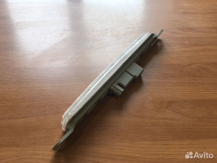 Стоп-сигнал Mitsubishi Galant 9 2003-2012