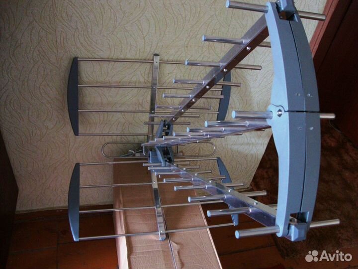 Антенна дальнебойная Fuba ANT-900F (DVB-T/T2)