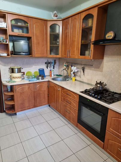 3-к. квартира, 98 м², 3/4 эт.