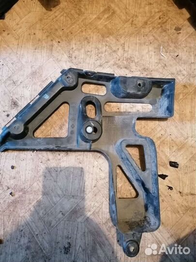 Кронштейн заднего бампера рено меган 2 правый