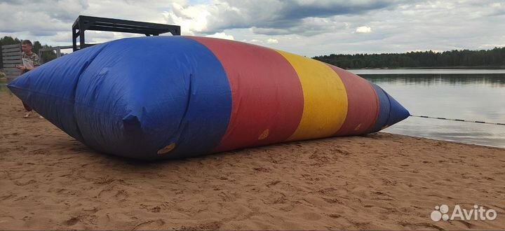 Подушка для прыжков в воду