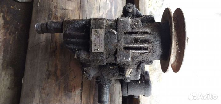 Компрессор от краза. Генератор, насос гур