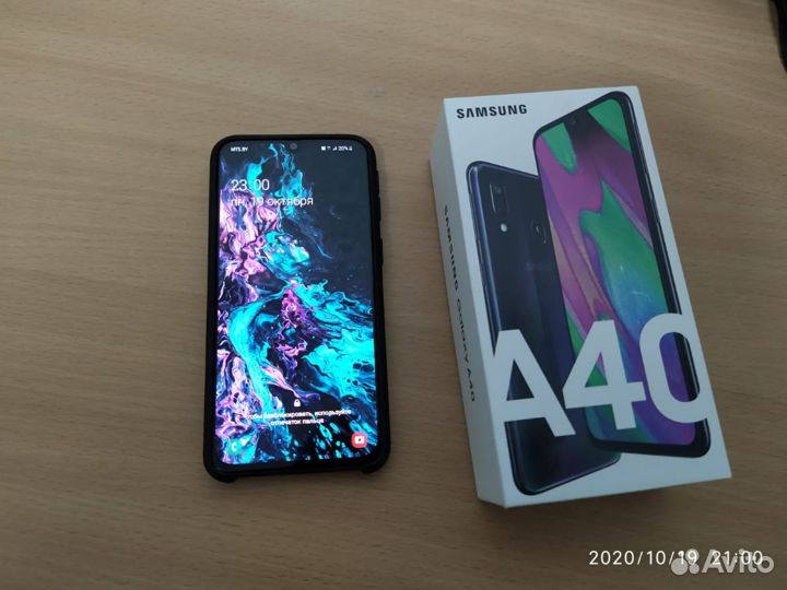 Samsung Galaxy A40, 4/64 ГБ