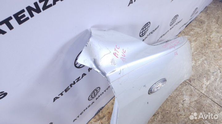 Крыло переднее правое Toyota Camry 40