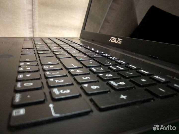 Ноутбук Asus F553M