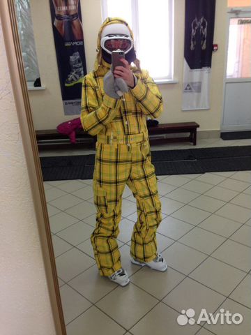 Горнолыжный комбинезон женский