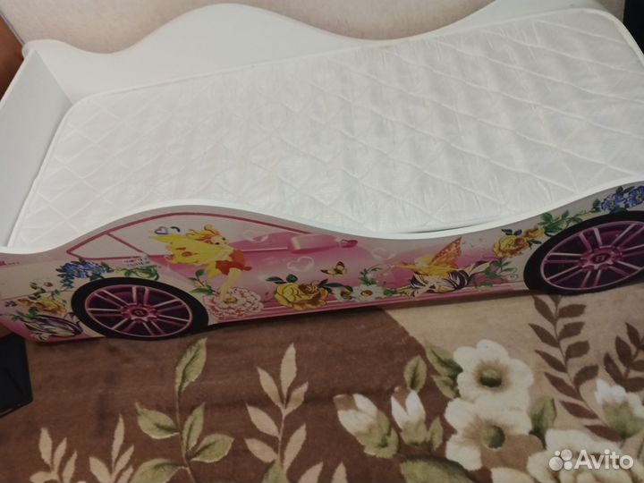 Кровать с матрасом 160*70