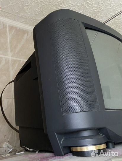 Телевизор samsung