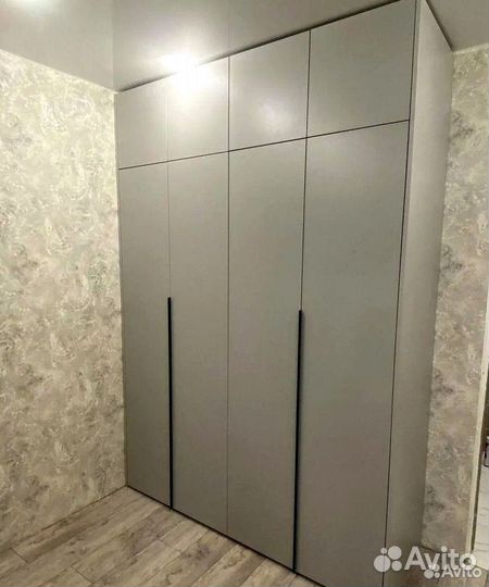 Шкафы распашные на заказ от производителя