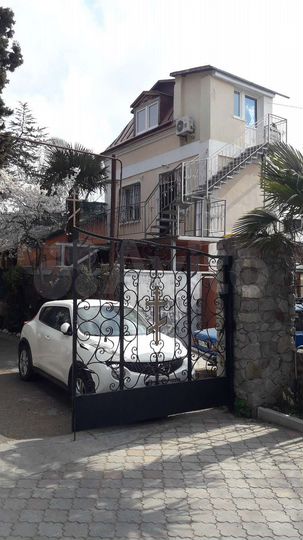 1-к. квартира, 40 м², 2/3 эт.