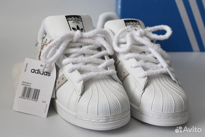 Adidas superstar