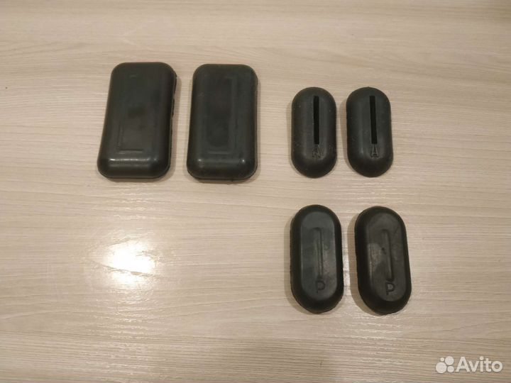 Пыльники кронштейна бампера ваз 2101, 2103 новые