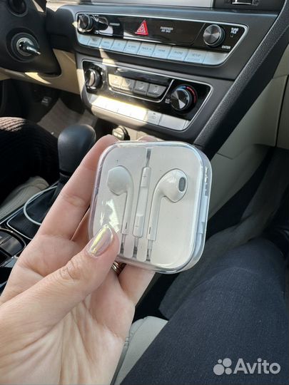 Наушники earpods