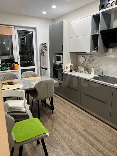 2-к. квартира, 53,4 м², 15/16 эт.