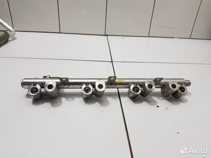 Рейка топливная (рампа) без датчика