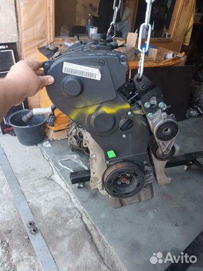 Двигатель VW BVY BLX 2.0 FSI