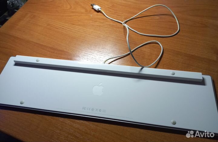 Клавиатура Apple (Wired Keyboard A1243)