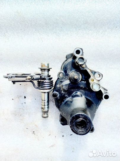 Kawasaki ER6N 2013 вал лапки кпп с крышкой