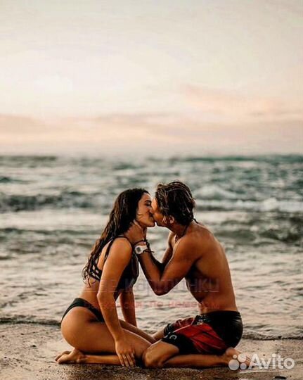 Картина по номерам 40x50 Страстный поцелуй на бере