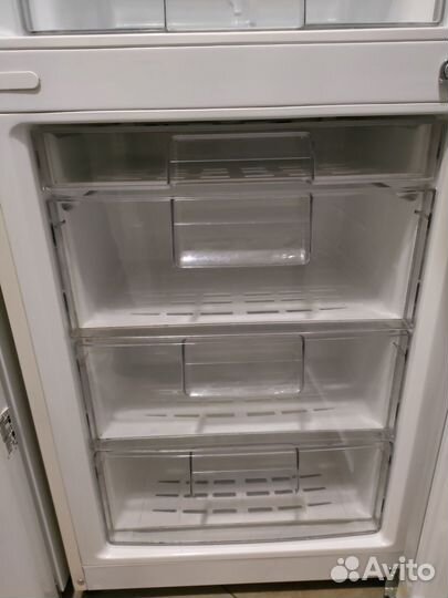 Холодильник LG no frost 190см