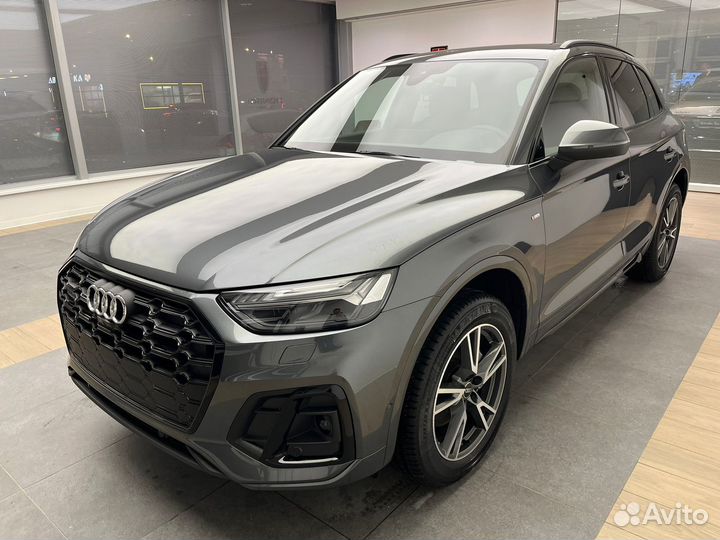 Audi Q5 2.0 AMT, 2023