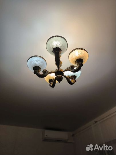 Люстра потолочная бу