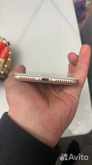 iPhone 8 Plus, 64 ГБ