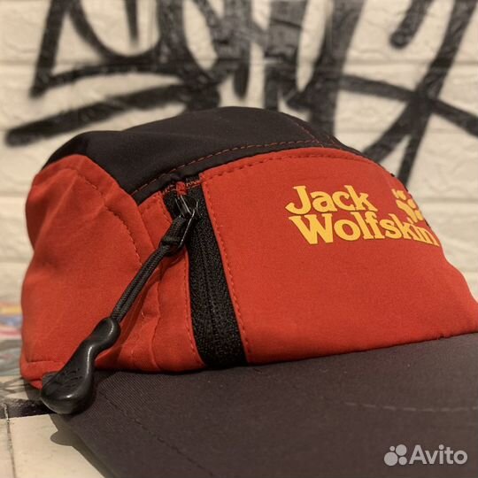 Кепка jack wolfskin (кастом)