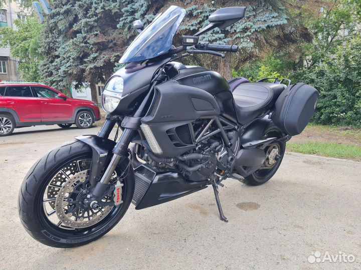 Ducati diavel Dark