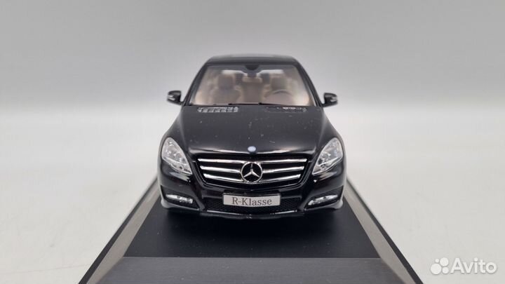 Mercedes-Benz R-Class W251 Black