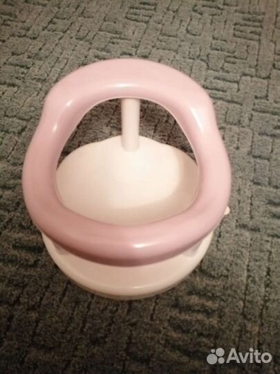 Стульчик для купания в ванной