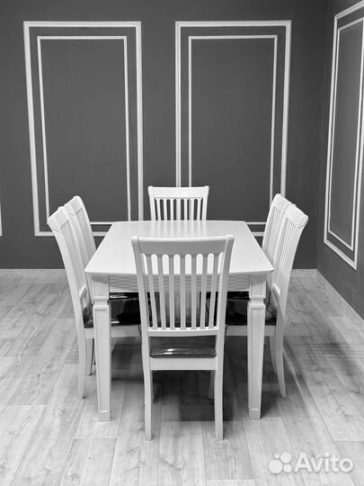 Стол в наличии