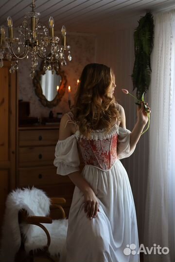 Платье и корсет