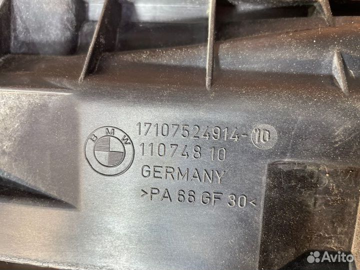 Рамка радиатора Bmw X1 E84 N20B20 2012