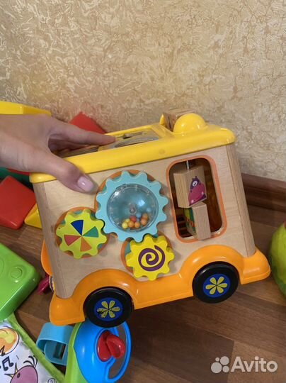 Разивающие игрушки пакетом