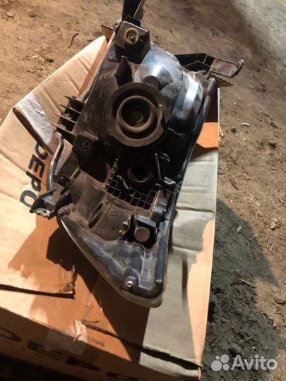 Фары Toyota HIlux