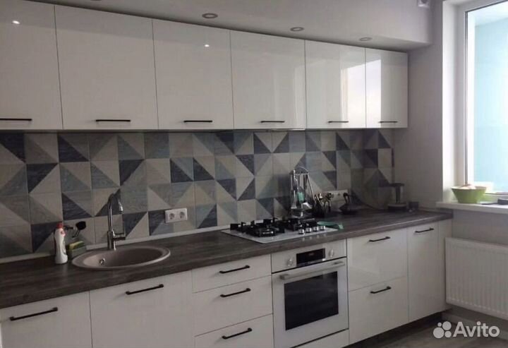 Кухонный гарнитур с бесплатным монтажом