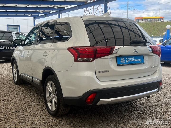 Mitsubishi Outlander 2.0 CVT, 2017, 167 726 км