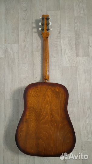 Акустическая гитара бу