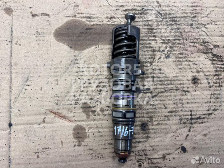 Форсунка топливная Scania 124 4 2004 1521978