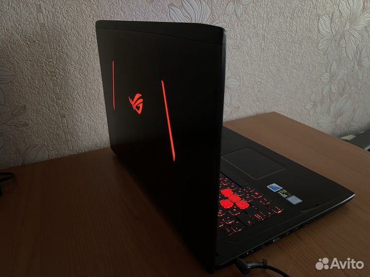 Игровой ноутбук asus rog strix