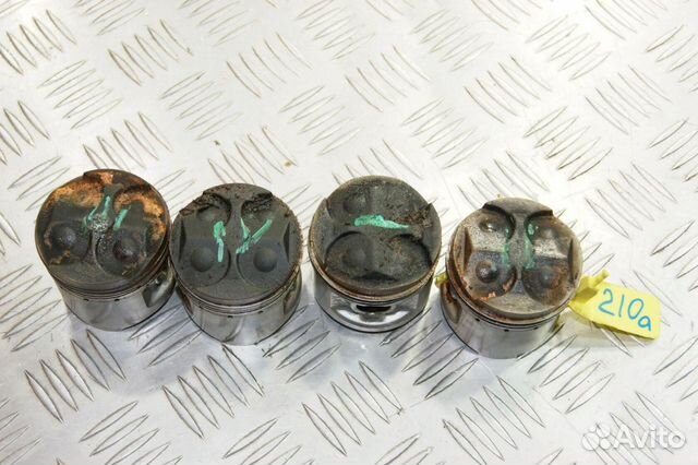 Поршень Kawasaki GPZ400R